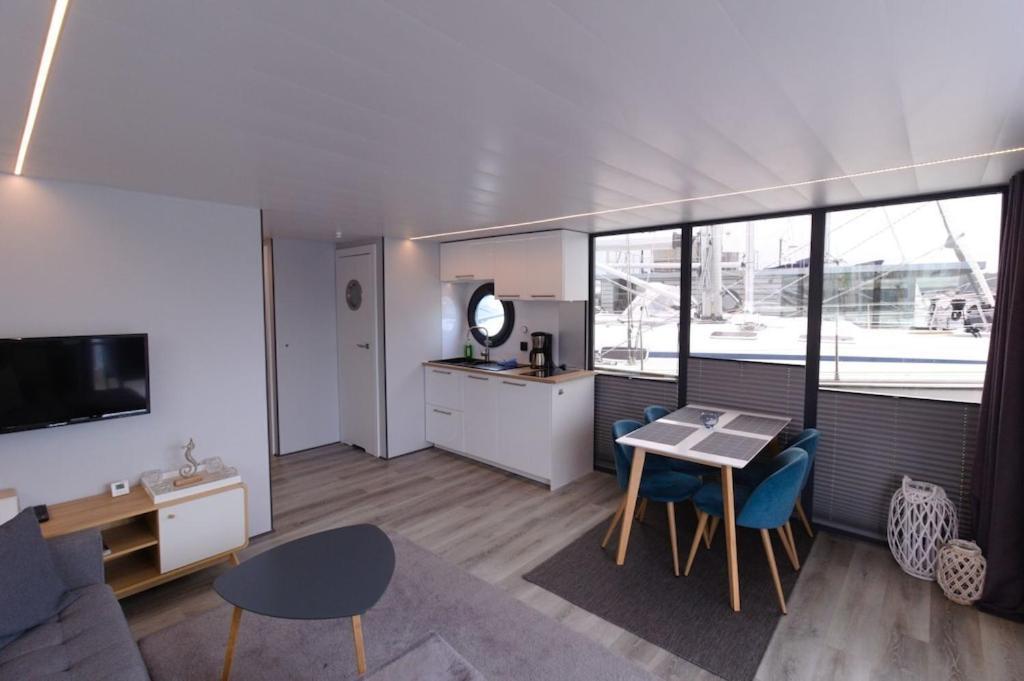 Hausboot Fjord Meeresbrise Mit Dachterrasse In 플렌스부르크 외부 사진